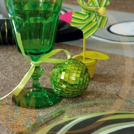 Petite boule � facettes